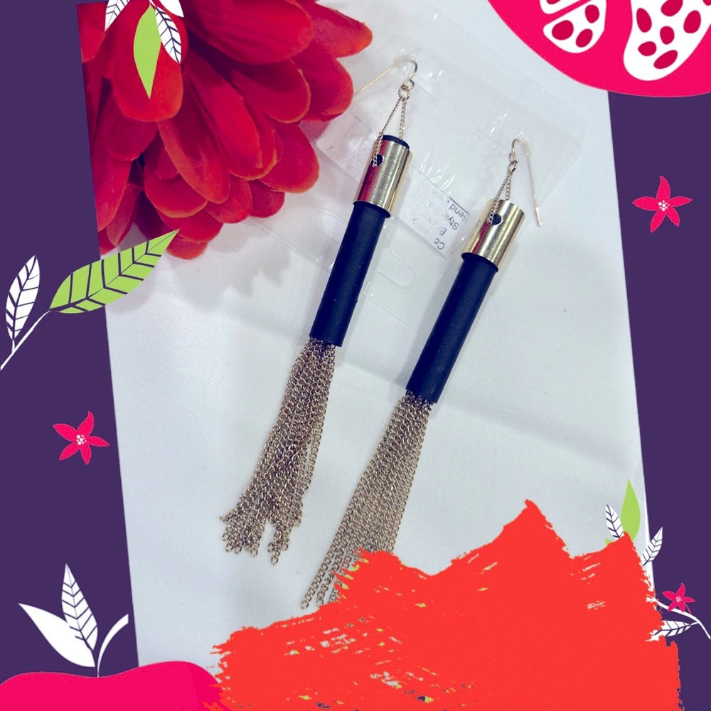 🌹New Fashion Dangled Chain Earrings